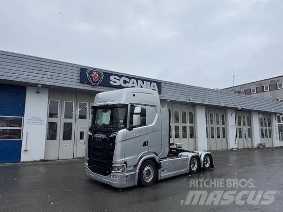 Scania S770 A6x4NB Tractor Units