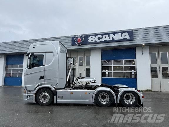 Scania S770 A6x4NB Tractor Units