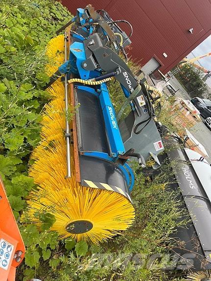 Snowek AH 330 Other road and snow machines