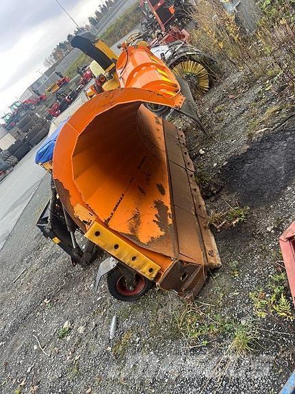 Tellefsdal K-70 Snow blades and plows