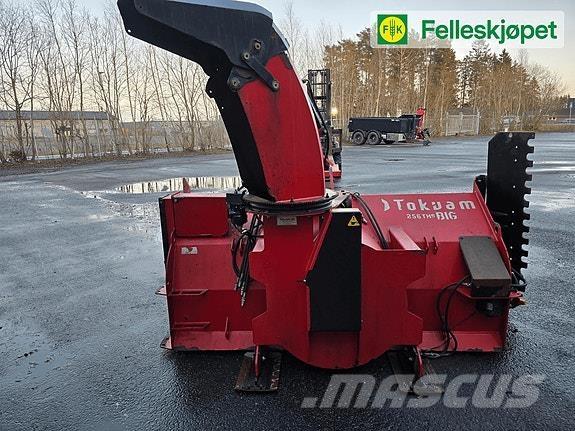 Tokvam 256 Big Snow throwers