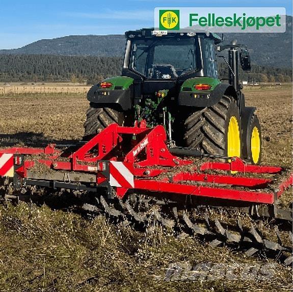 Tume R640L Mineral spreaders