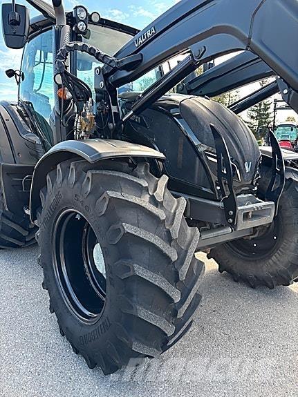 Valtra N174 Direct Tractors