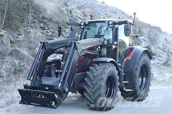 Valtra N175 Versu Tractors