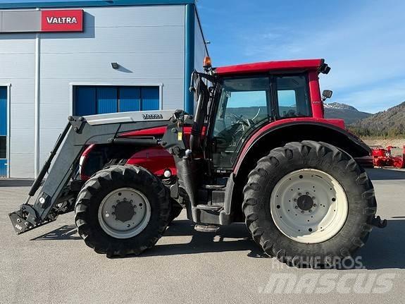 Valtra T 213 V Tractors