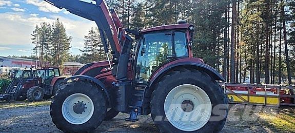 Valtra T234 Tractors