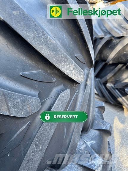  Xeobib 600/60 30 Tractors