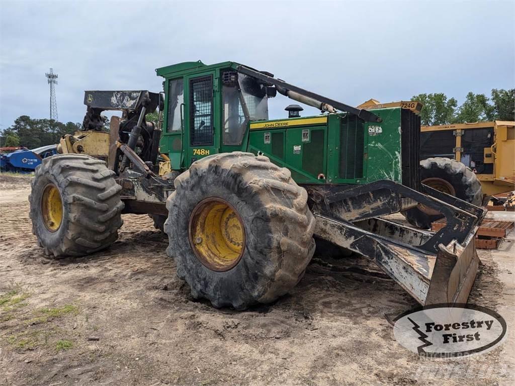 John Deere 748H Skidders