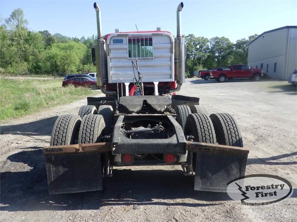 Mack CHN613 Forestry - Others