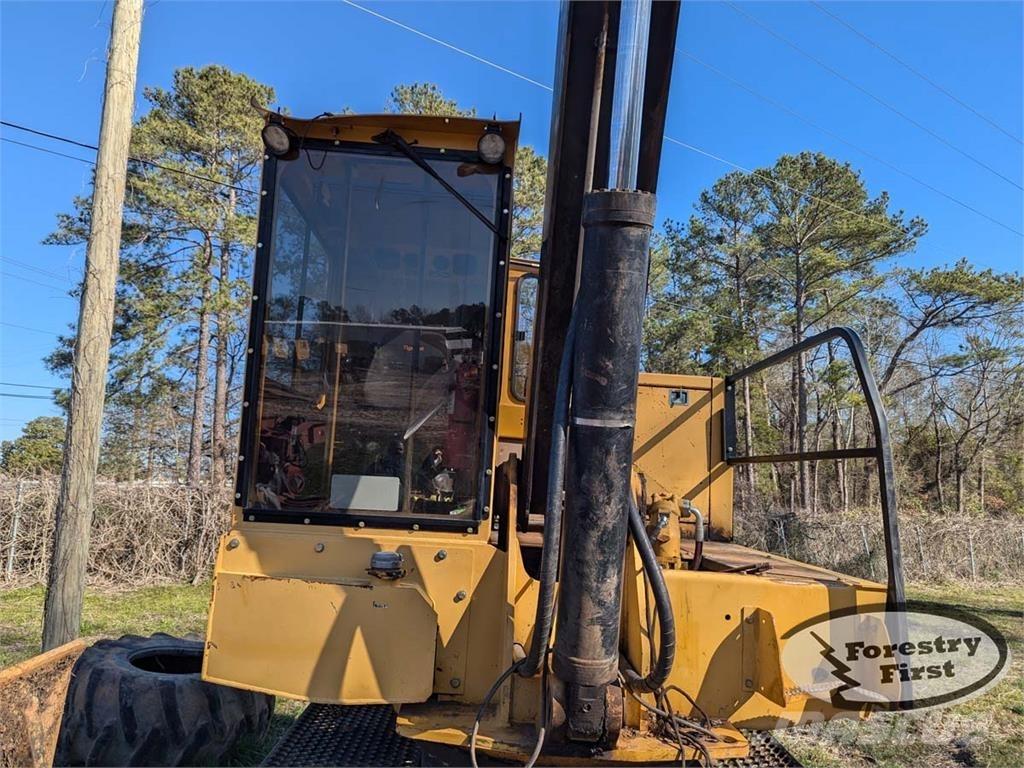 Tigercat 234 Knuckleboom loaders