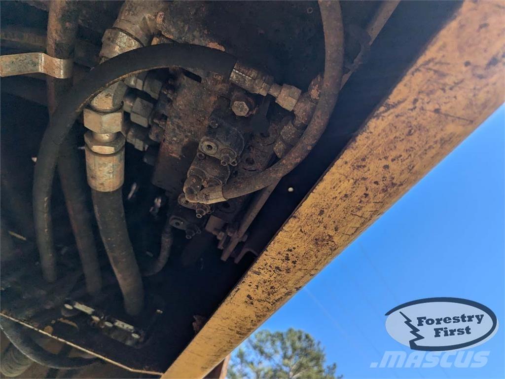 Tigercat 234 Knuckleboom loaders