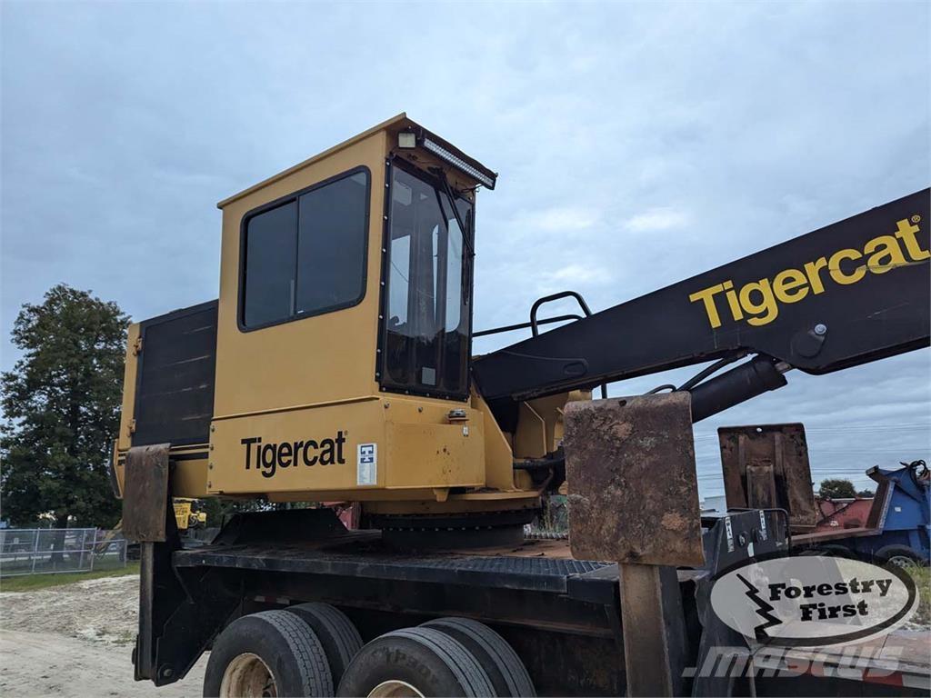 Tigercat 234B Knuckleboom loaders