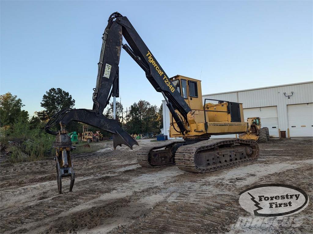Tigercat T234B Knuckleboom loaders