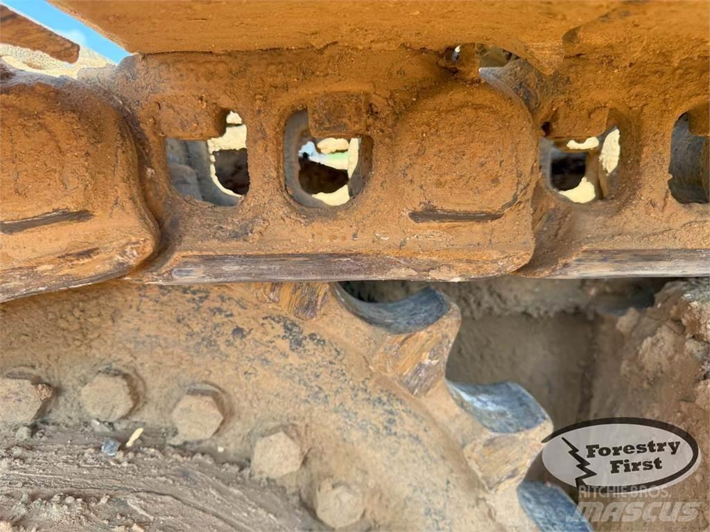 Tigercat T250B Knuckleboom loaders