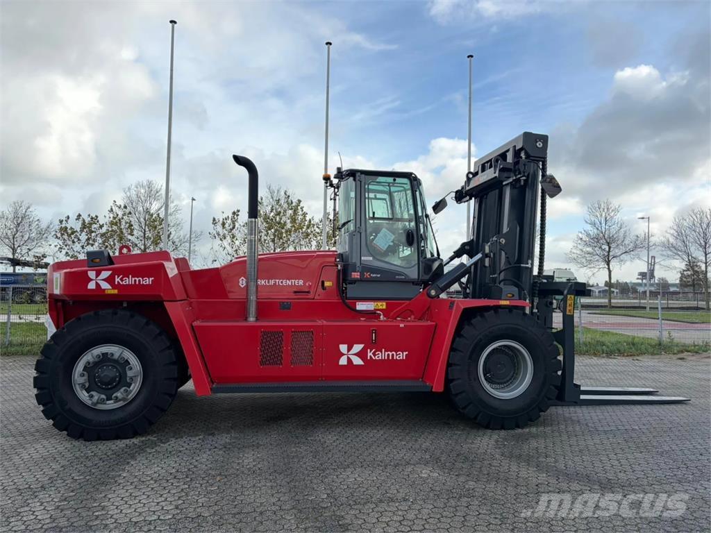 Kalmar DCG330-12 Diesel trucks
