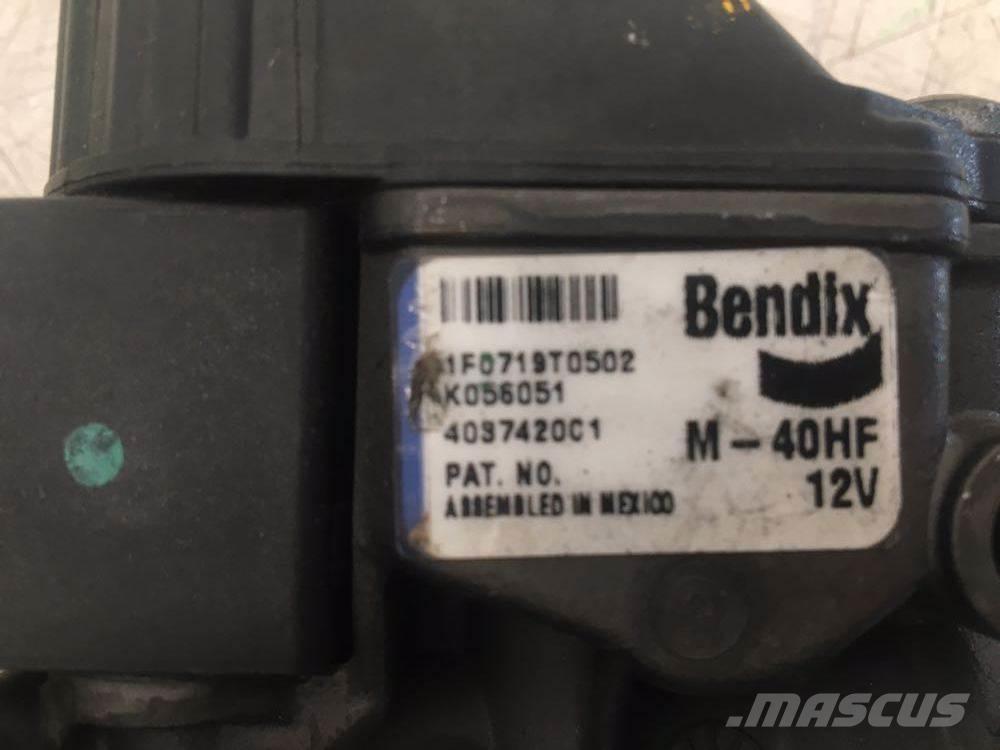  Bendix Brakes
