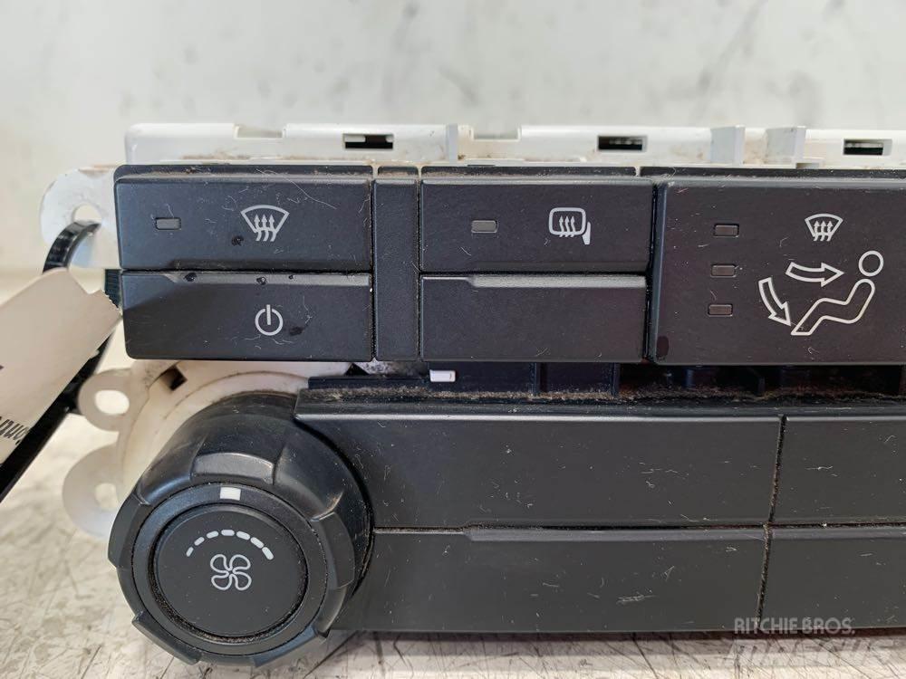 Ford F-550 Electronics