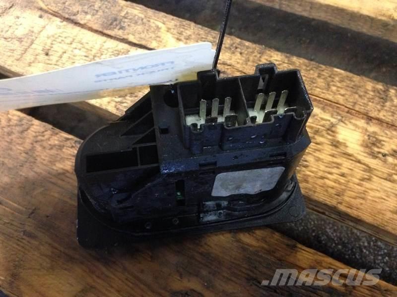 Ford F650 Electronics