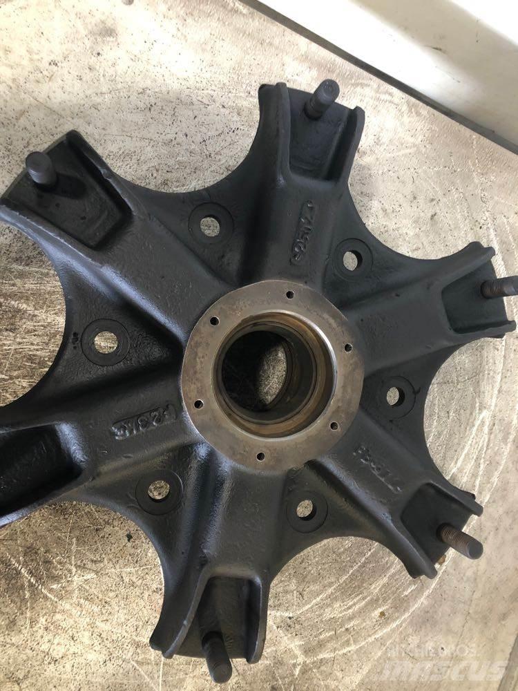  Gunite Tyres, wheels and rims