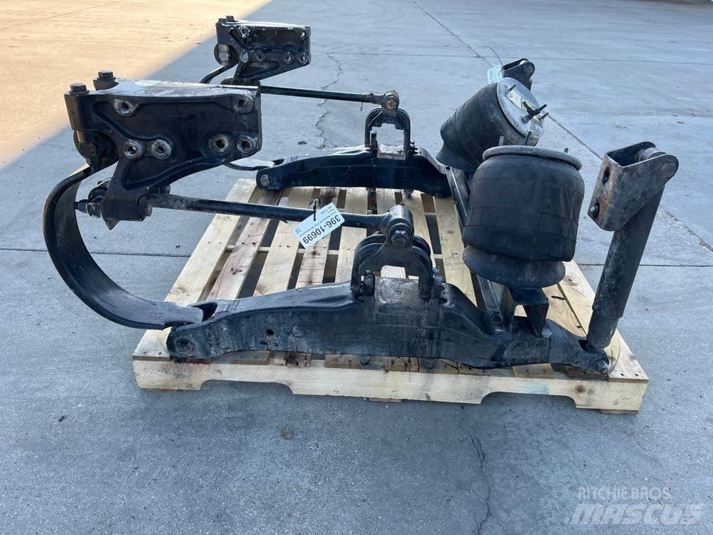 Kenworth  Chassis and suspension