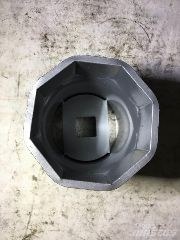  Leland Axles