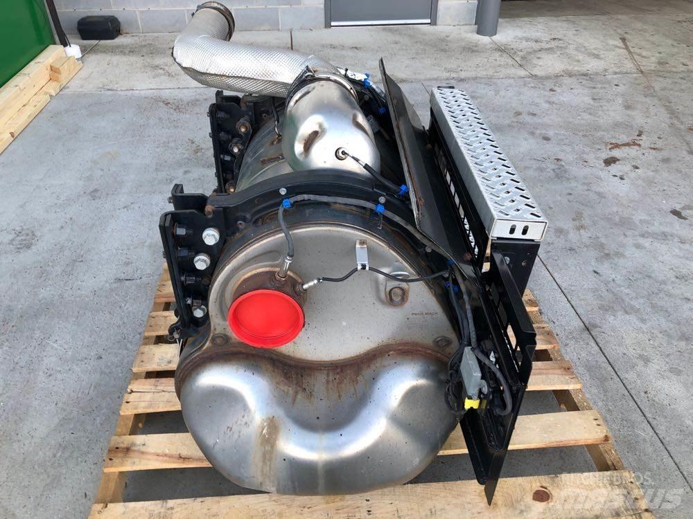 Mack MP7 Transportation - Others