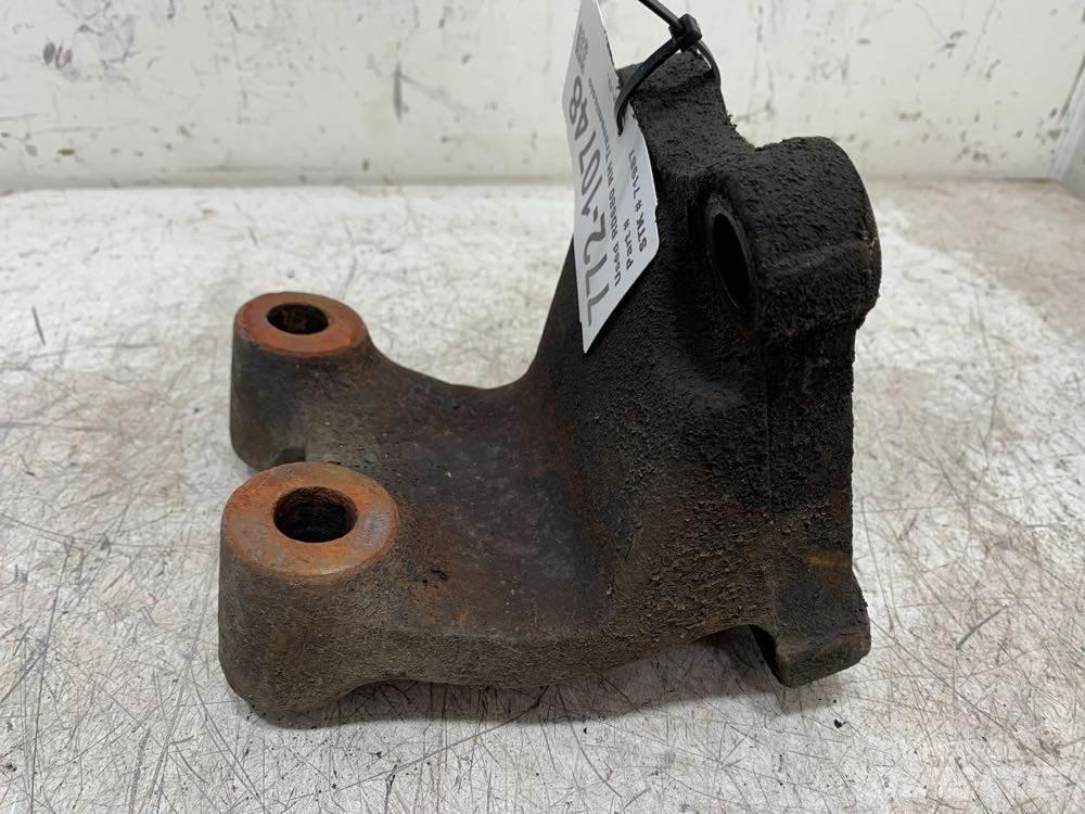 Mack RD680 Transmission