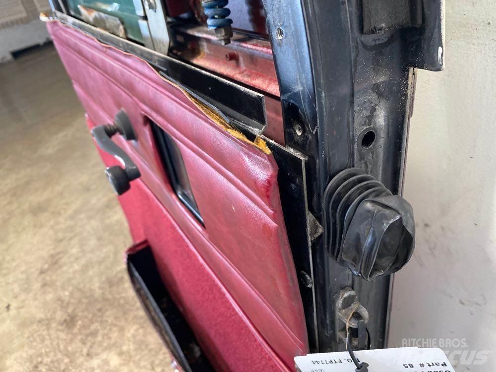 Peterbilt  Transportation - Others