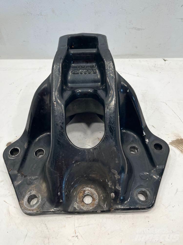 Peterbilt  Chassis and suspension