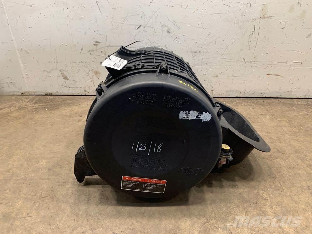 Volvo VNL Transportation - Others