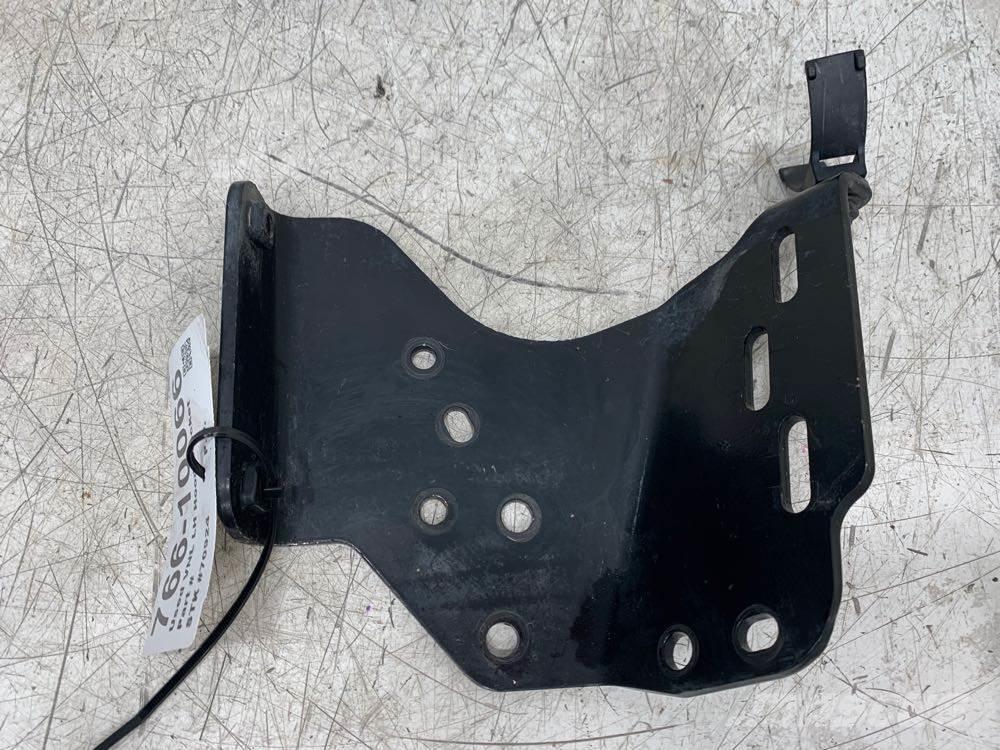 Volvo VNL Transportation - Others