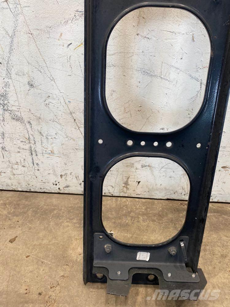 Volvo VNL Transportation - Others