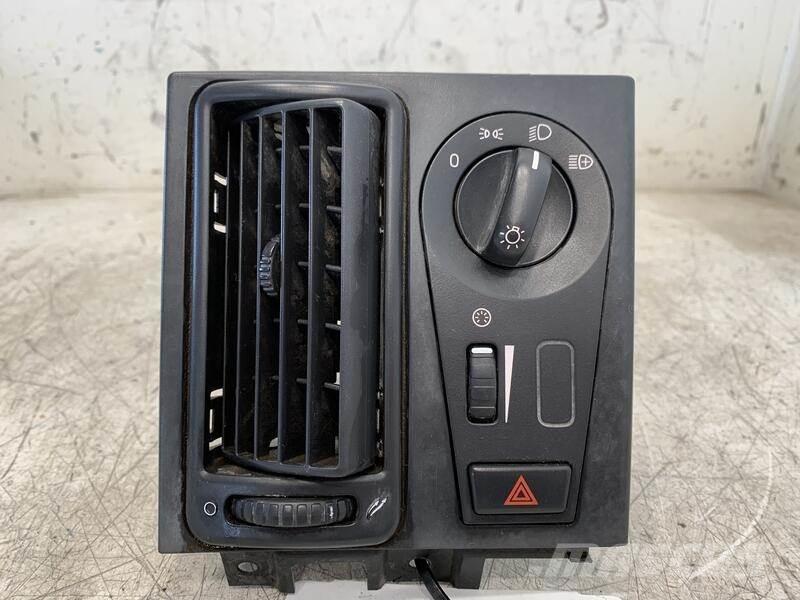 Volvo VNL Electronics