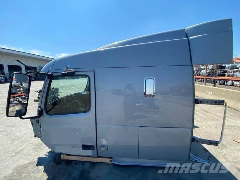 Volvo VNL Cabins and interior