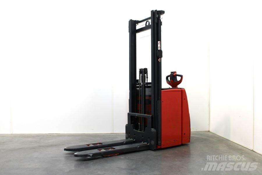 Linde L14 Pedestrian stacker