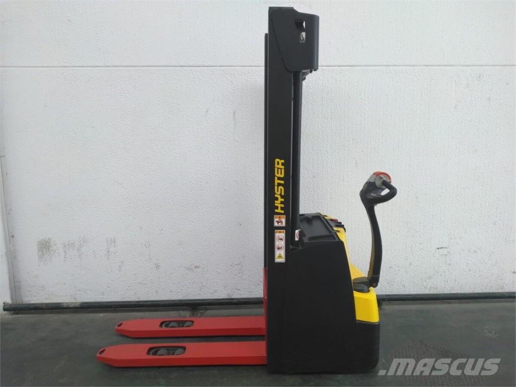 Hyster S1.2 Hand pallet stackers