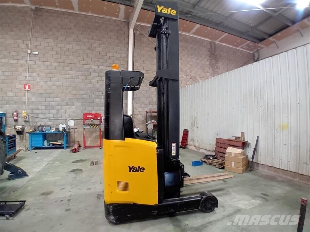 Yale MR14 Reach trucks