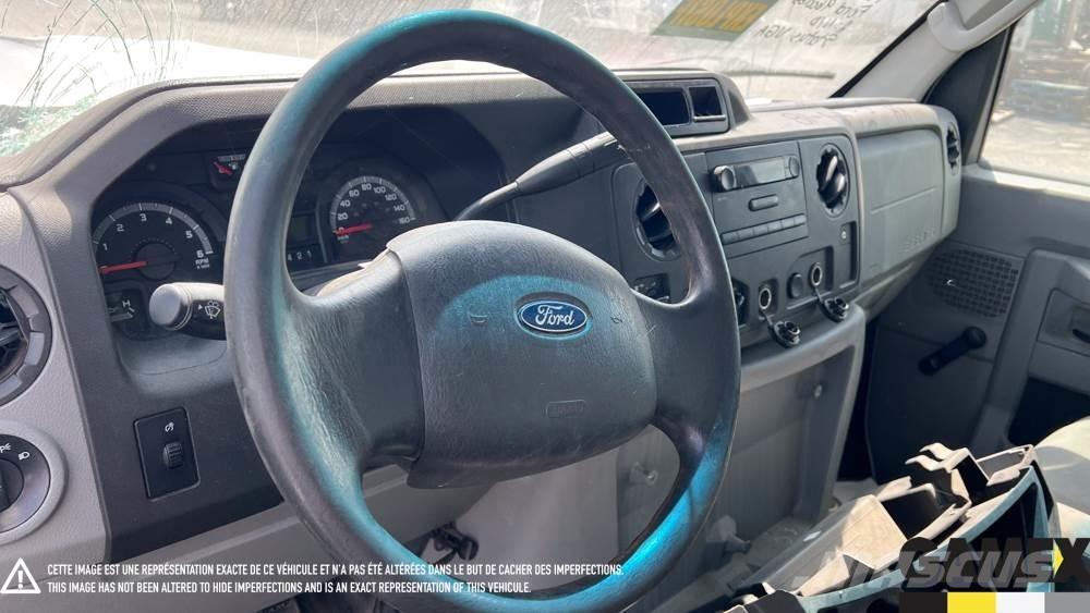 Ford E-450 Tractor Units