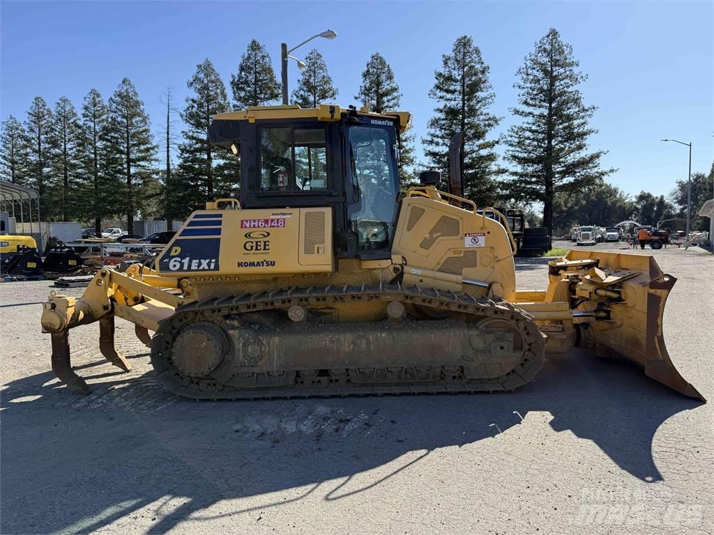 Komatsu D61EXi-24 Crawler dozers