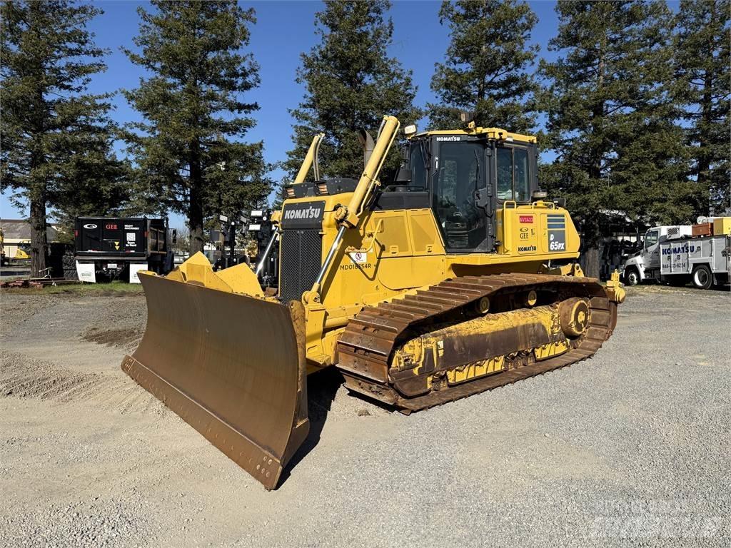 Komatsu D65PX-18 Crawler dozers