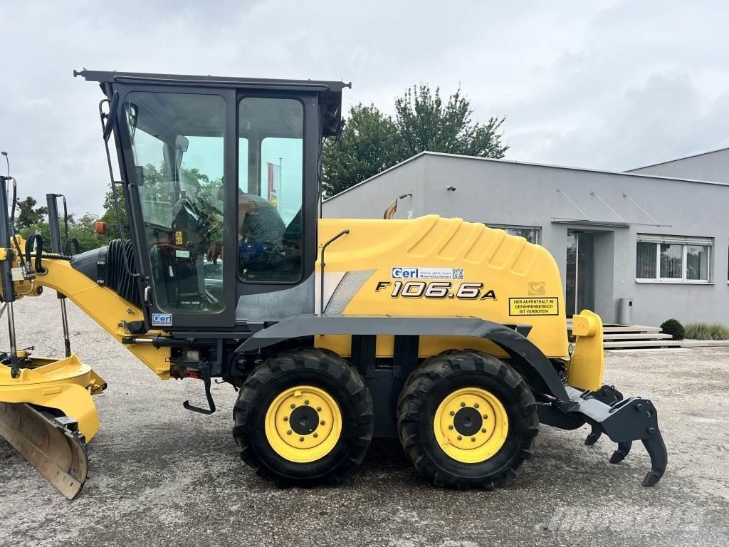 New Holland F 106.6 A Graders