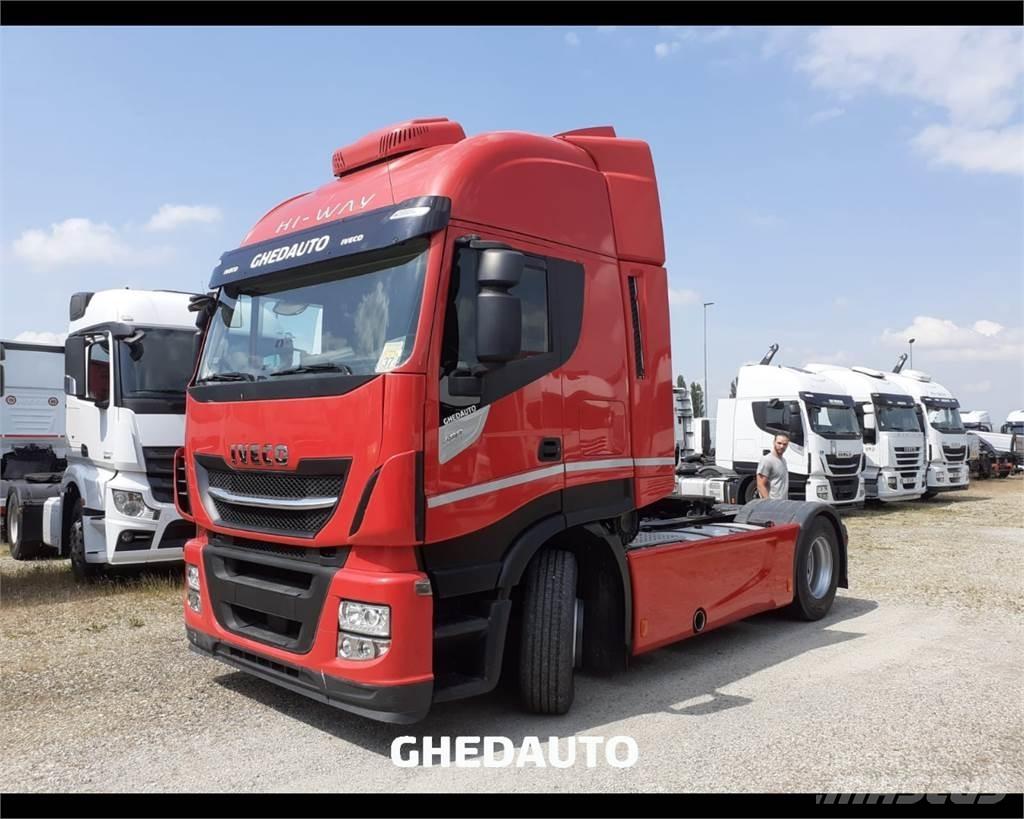 Iveco AS440S48T/P Box body trucks