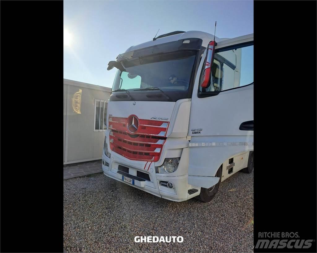 Mercedes-Benz ACTROS Box body trucks