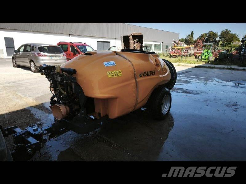 Calvet AR 2000 Self-propelled sprayers