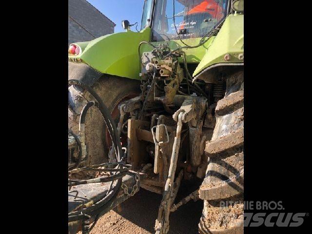 CLAAS AXION 850 Tractors