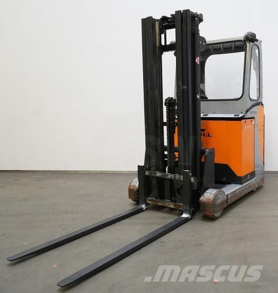 Still FM-X14 Reach trucks