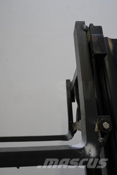 Still FM-X14 Reach trucks