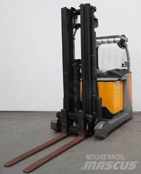 Still FM-X17 Reach trucks