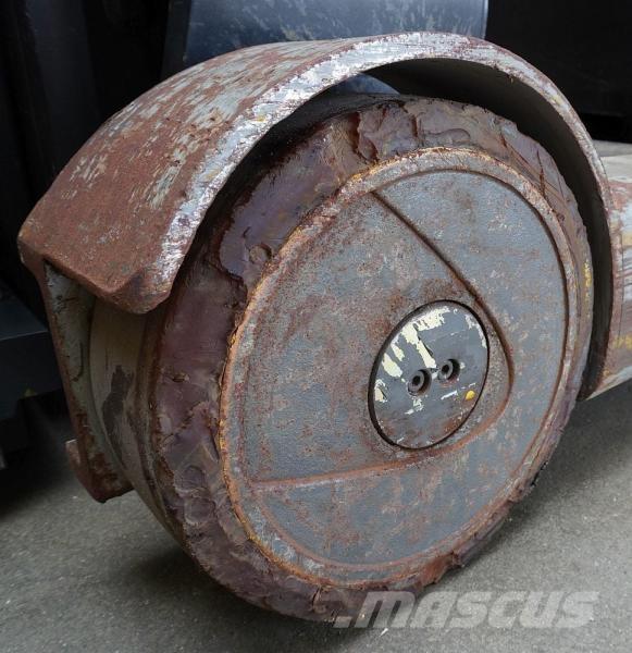 Still FM-X17 Reach trucks