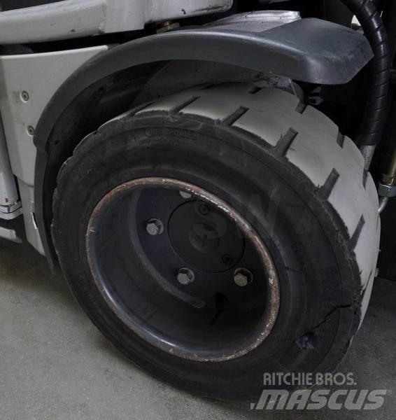 Still RX20-20 Forklift trucks - others